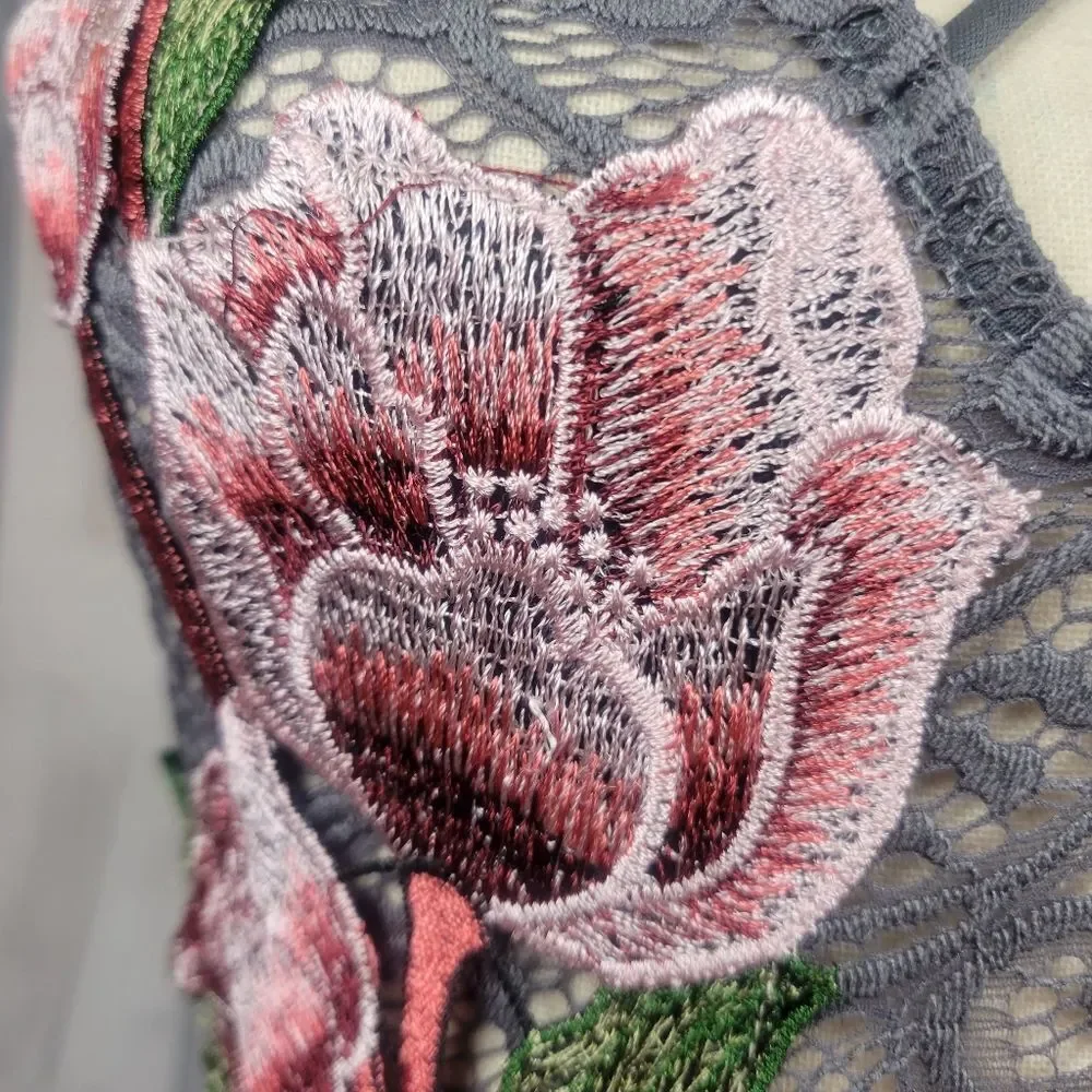 Windsor Gray Pink Floral Embroidered One Piece Lingerie Size Small